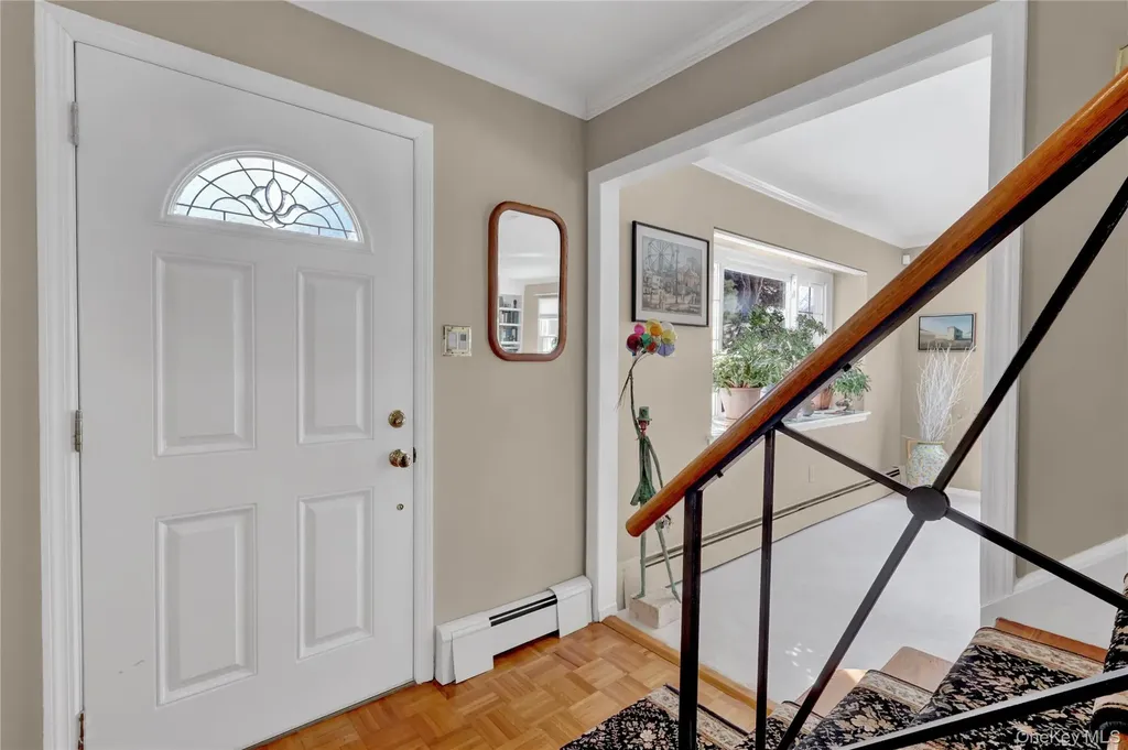 286 Hallock Road Stony Brook NY 11790