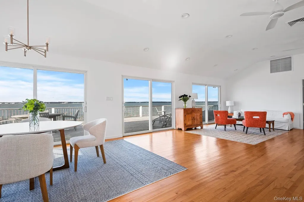 654A Dune Road Westhampton Dunes NY 11978