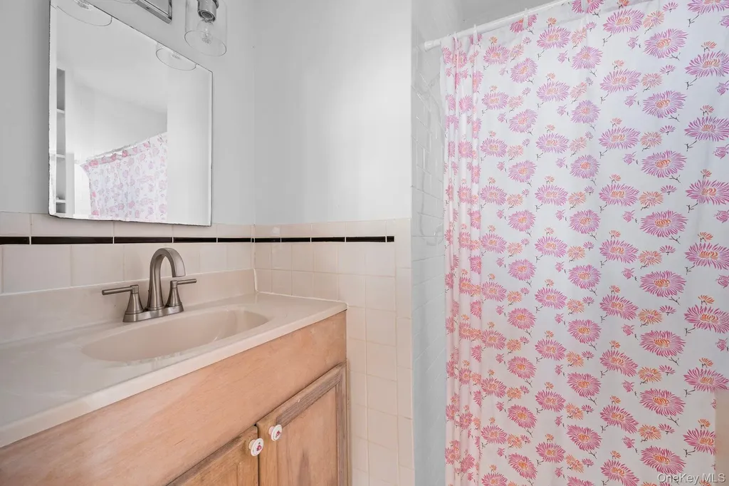 654A Dune Road Westhampton Dunes NY 11978