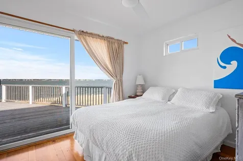 654A Dune Road Westhampton Dunes NY 11978
