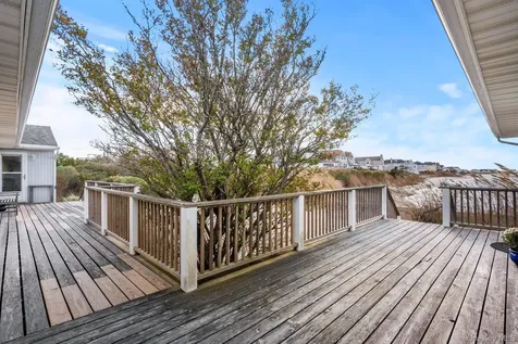 654A Dune Road Westhampton Dunes NY 11978