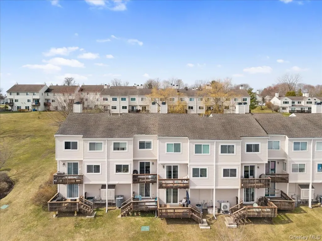 1707 Eagles Ridge Road Brewster NY 10509
