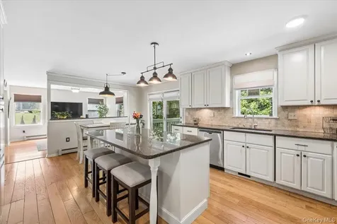 27 Pugsley Parkway Cortlandt Manor NY 10567