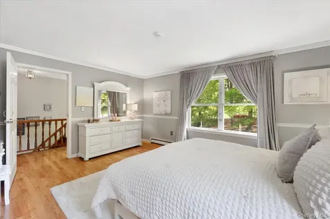 27 Pugsley Parkway Cortlandt Manor NY 10567