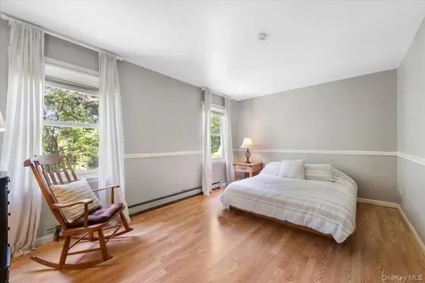 27 Pugsley Parkway Cortlandt Manor NY 10567