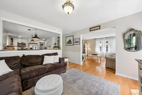 27 Pugsley Parkway Cortlandt Manor NY 10567