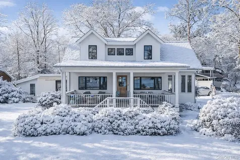 33 Brook Avenue Hopewell Junction NY 12533