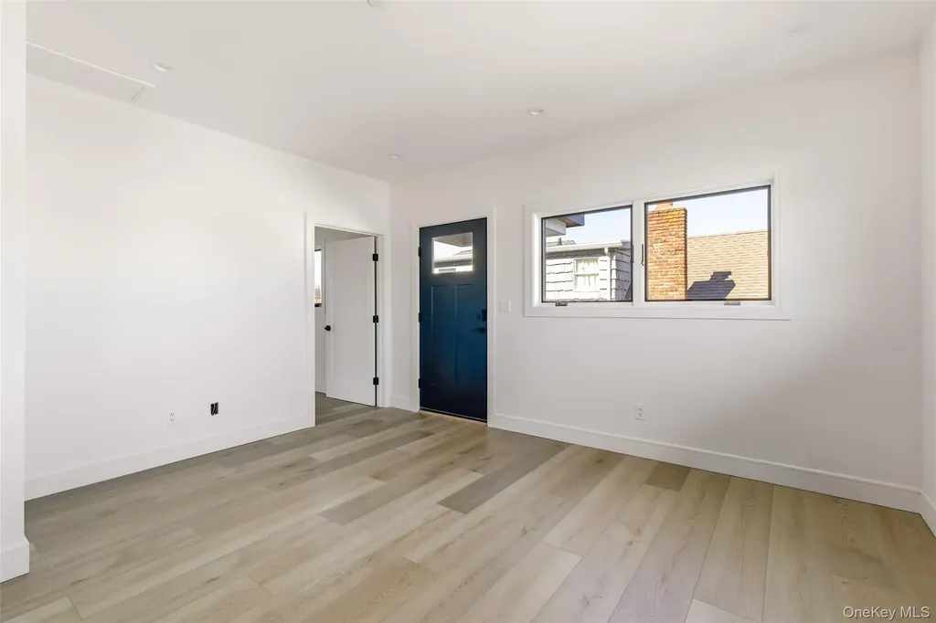 56 Suffolk Road Island Park NY 11558
