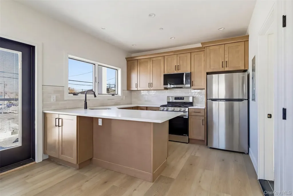 56 Suffolk Road Island Park NY 11558