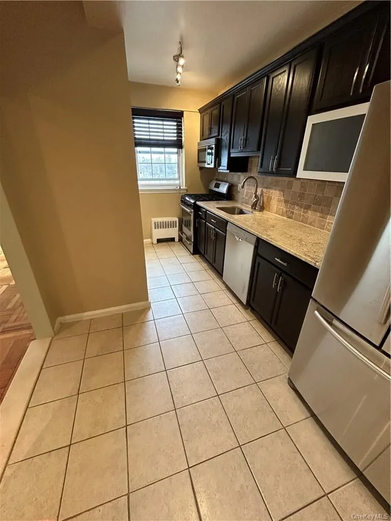 220 Pelham Road New Rochelle NY 10805