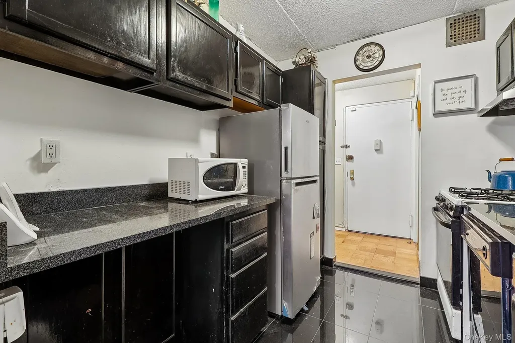 100 Diplomat Drive Mount Kisco NY 10549