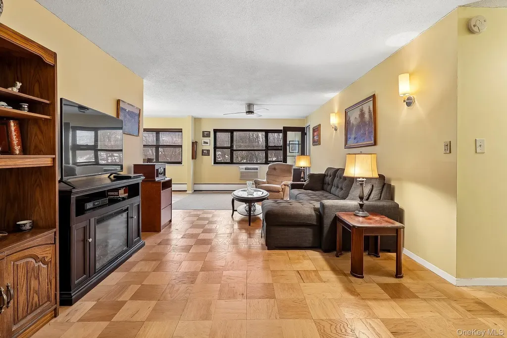 100 Diplomat Drive Mount Kisco NY 10549