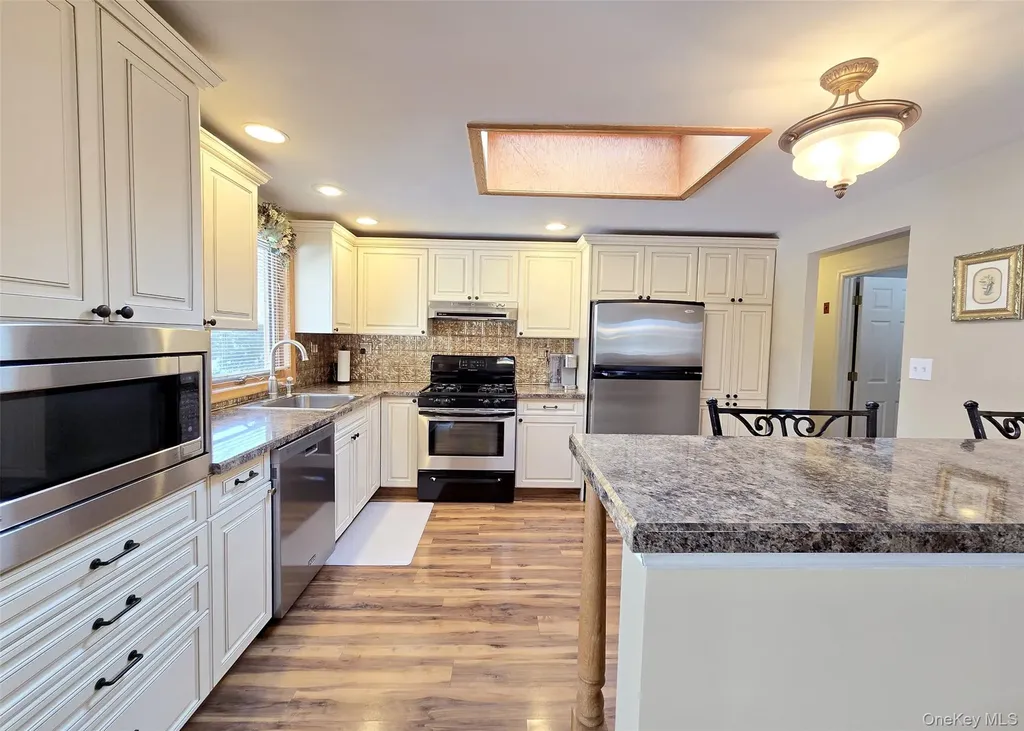 59 Holiday Park Drive Centereach NY 11720