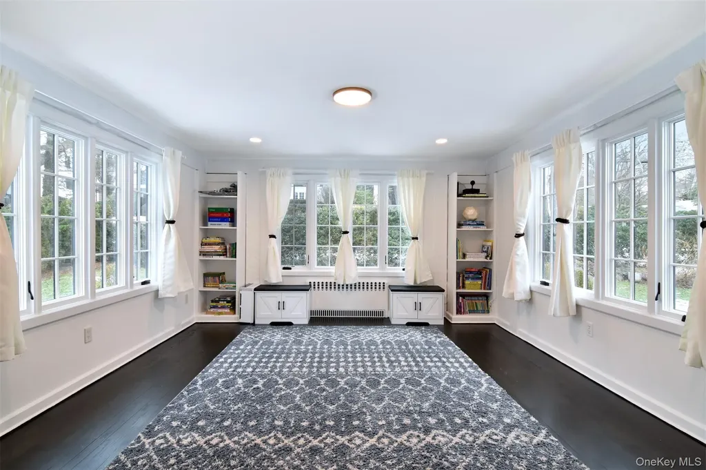 30 Locust Lane Bronxville NY 10708