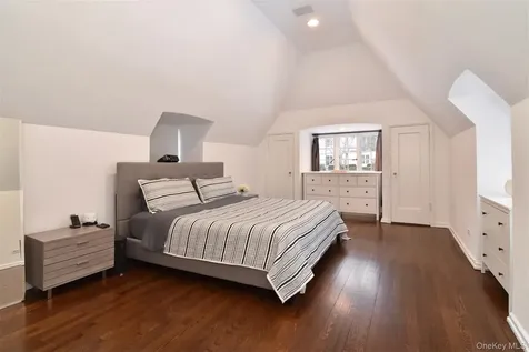 30 Locust Lane Bronxville NY 10708
