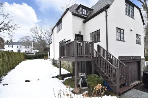 30 Locust Lane Bronxville NY 10708