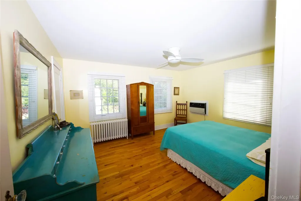 9 Ramsey Road Great Neck NY 11023