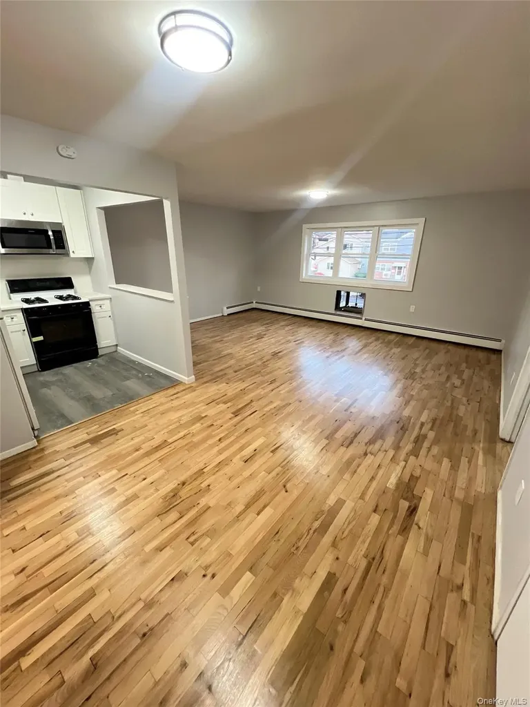 2803 Sampson Avenue Bronx NY 10465
