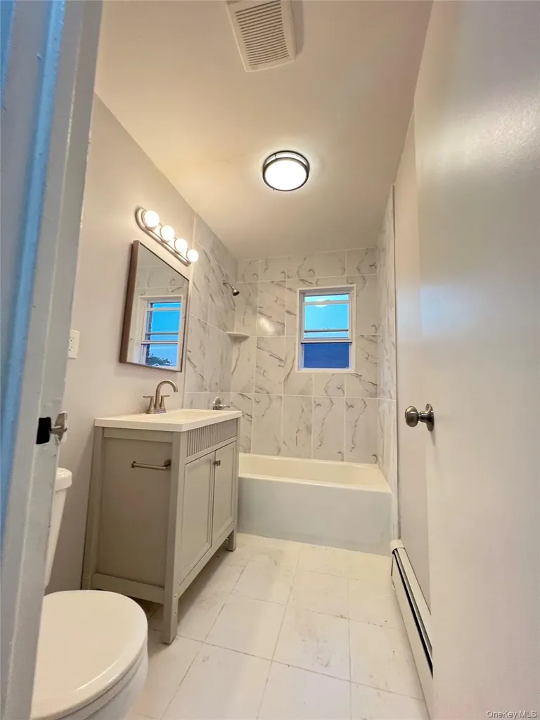 2803 Sampson Avenue Bronx NY 10465