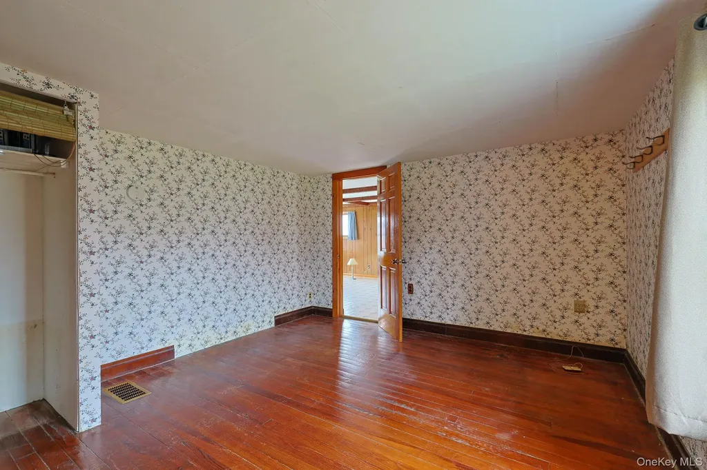 107 County Route 22 Johnson NY 10933