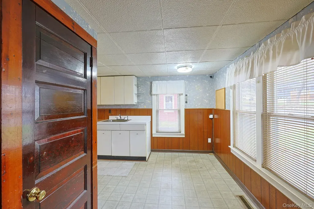 107 County Route 22 Johnson NY 10933