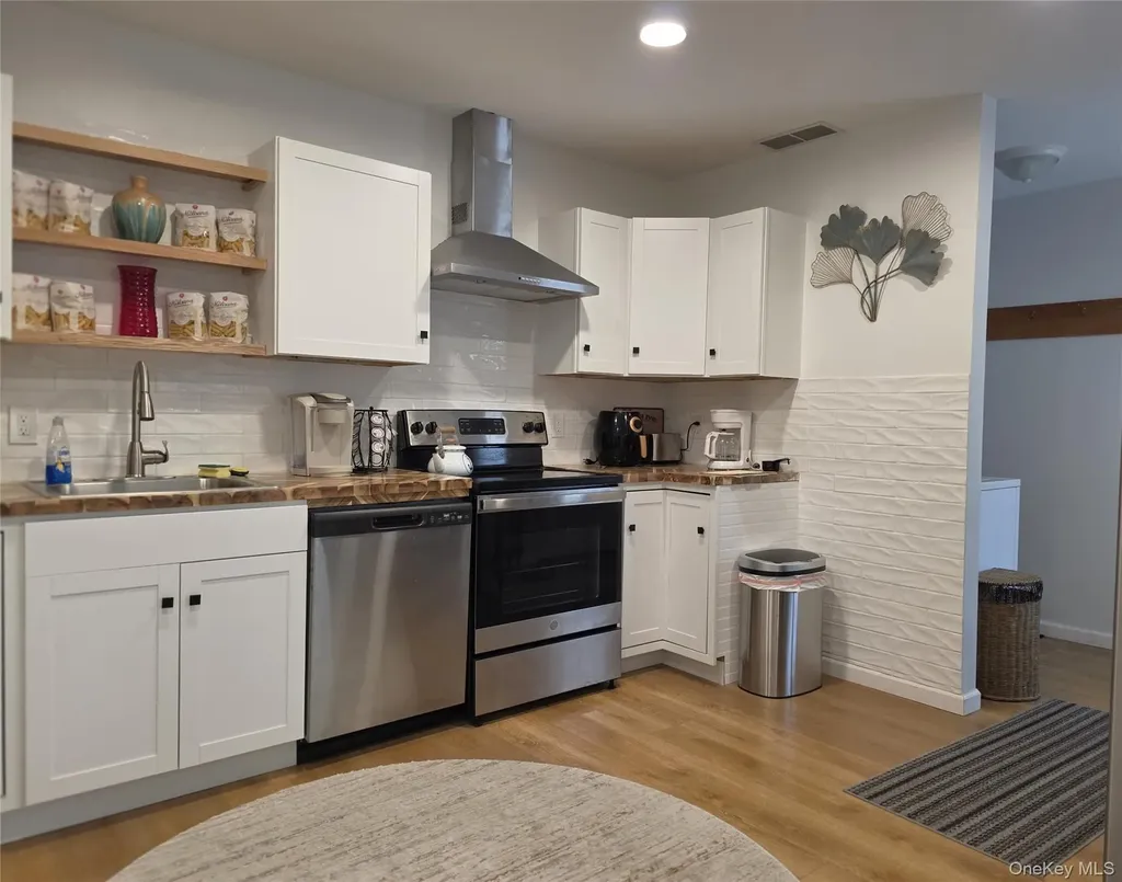 90 West Market Red Hook NY 12571