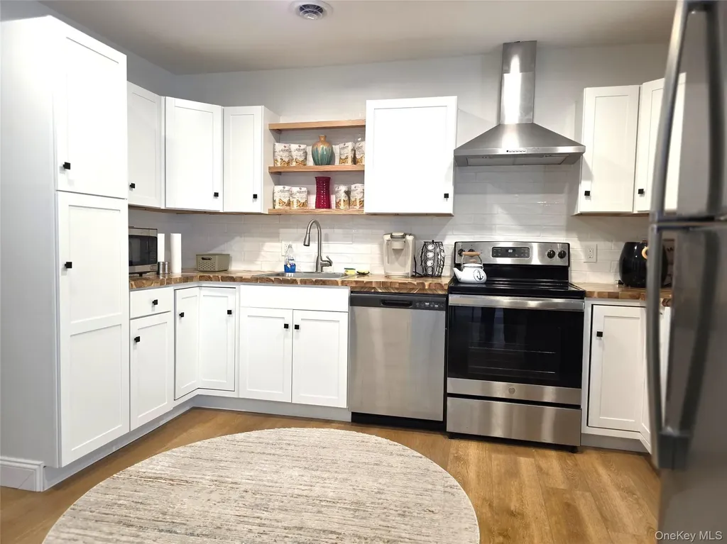 90 West Market Red Hook NY 12571