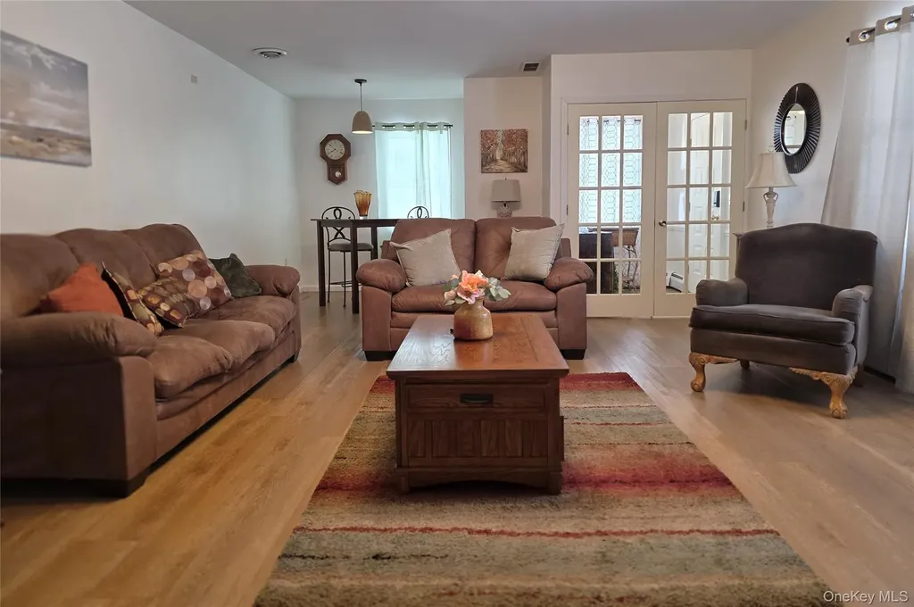 90 West Market Red Hook NY 12571