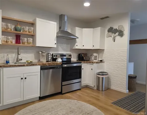 90 West Market Red Hook NY 12571