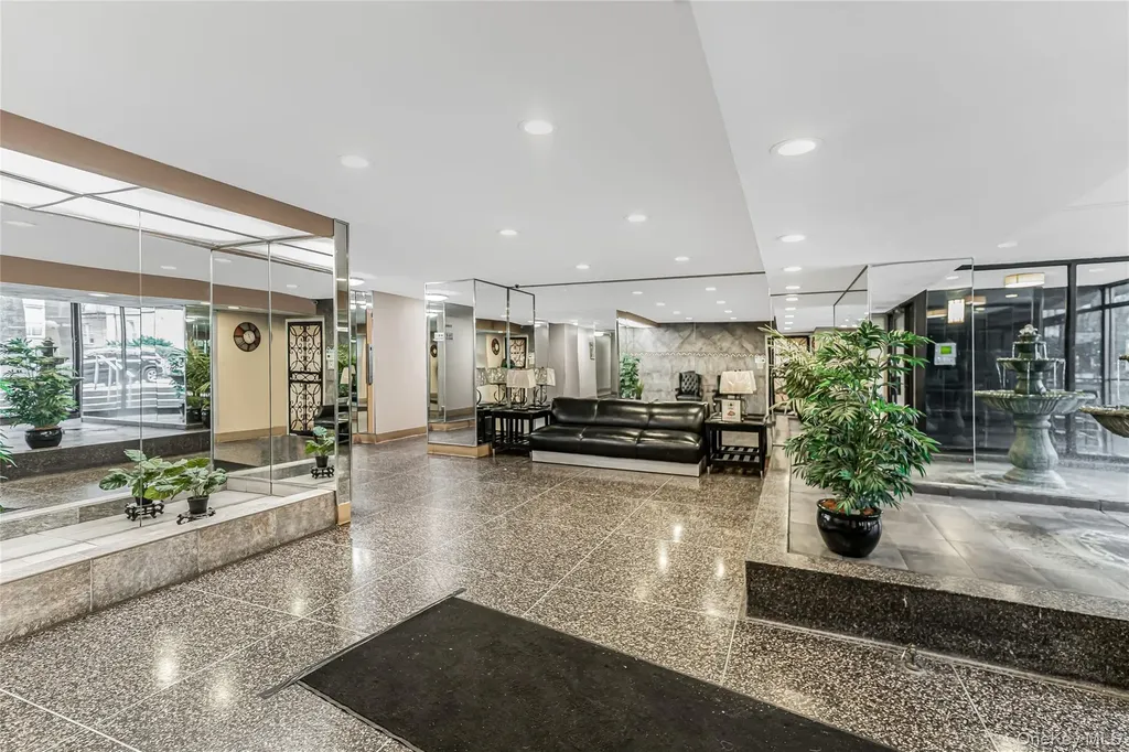 665 Thwaites Place Bronx NY 10467