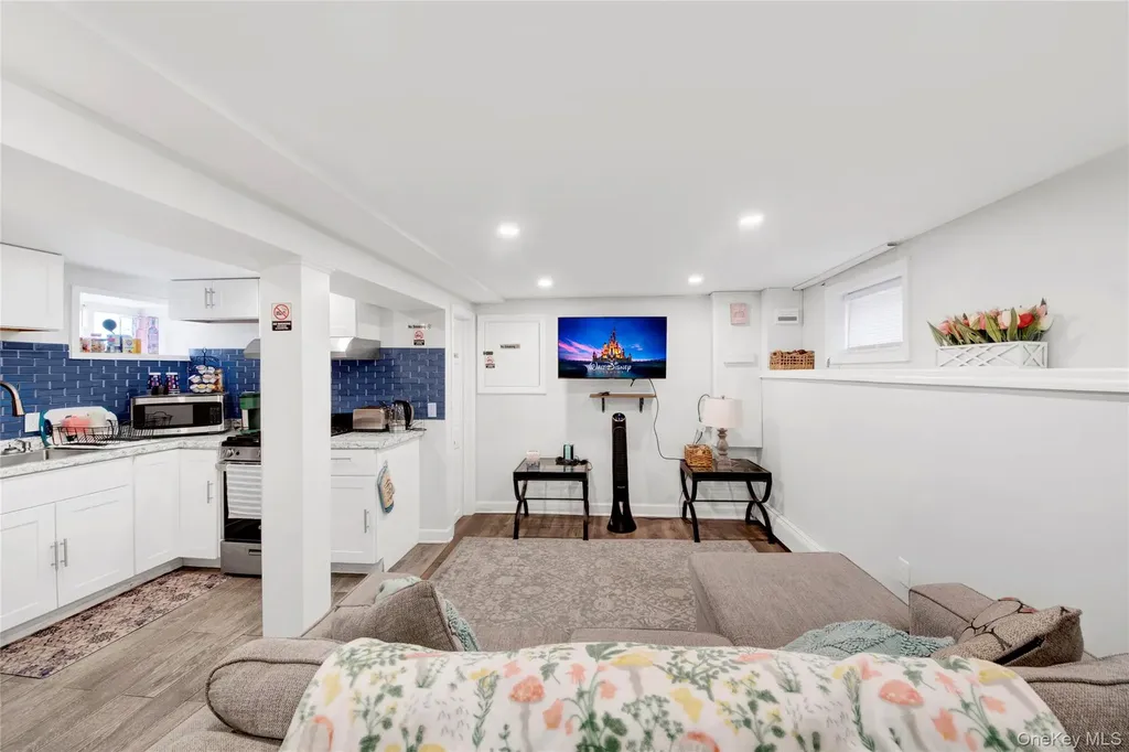 174 King Avenue Yonkers NY 10704