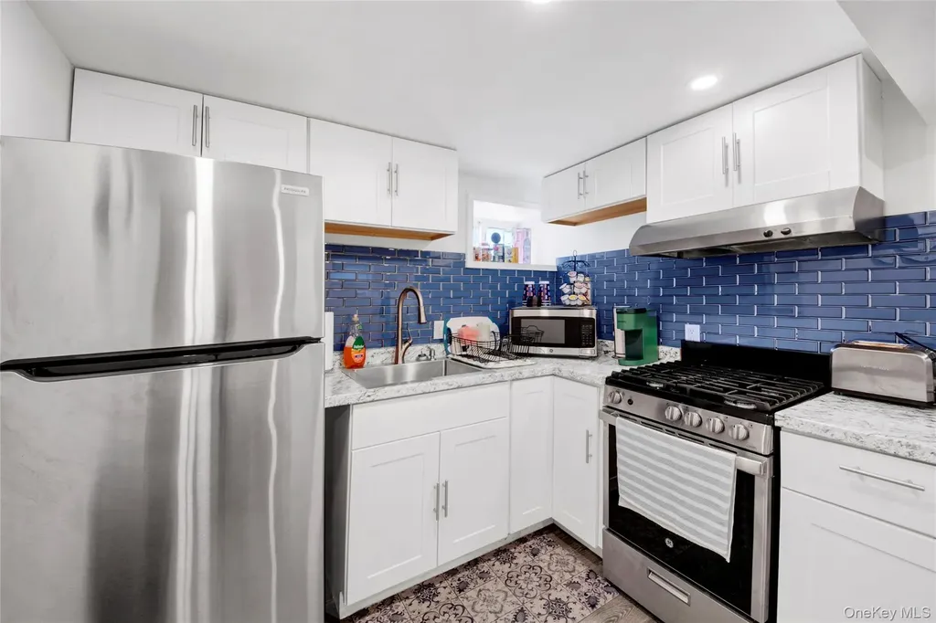 174 King Avenue Yonkers NY 10704