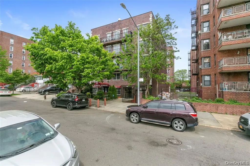 108-27 63rd Avenue Forest Hills NY 11375