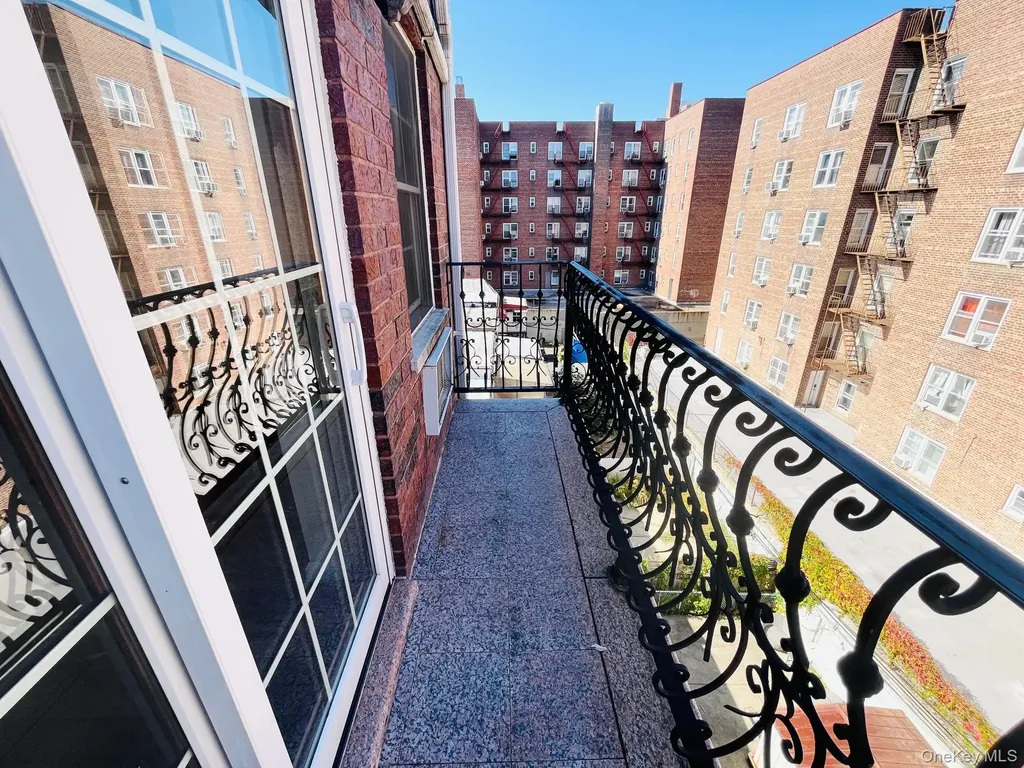 108-27 63rd Avenue Forest Hills NY 11375