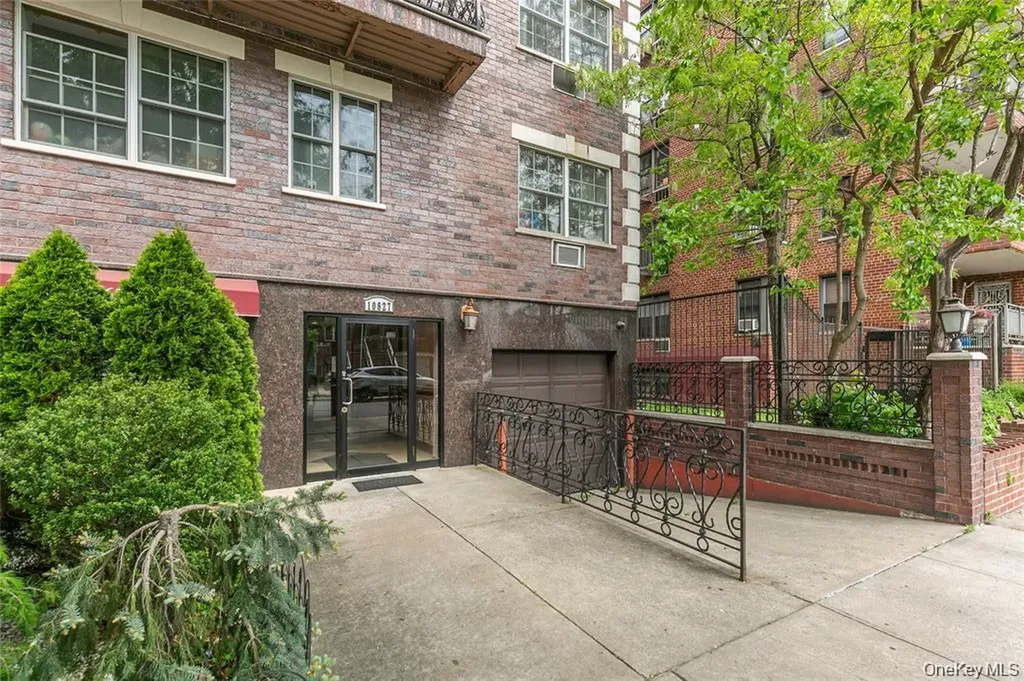 108-27 63rd Avenue Forest Hills NY 11375