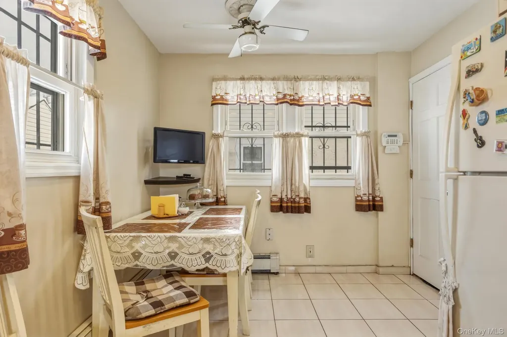 18811 Dormans Road Saint Albans NY 11412