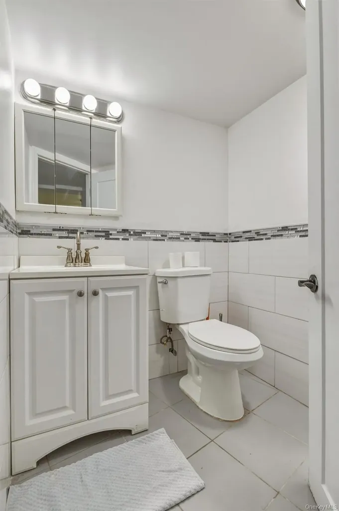 18811 Dormans Road Saint Albans NY 11412