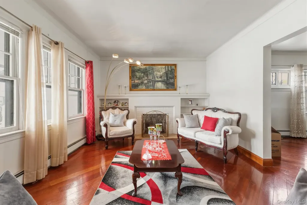 18811 Dormans Road Saint Albans NY 11412