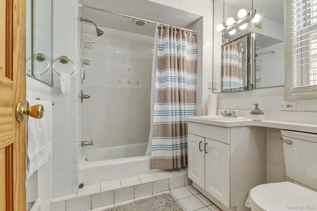 18811 Dormans Road Saint Albans NY 11412