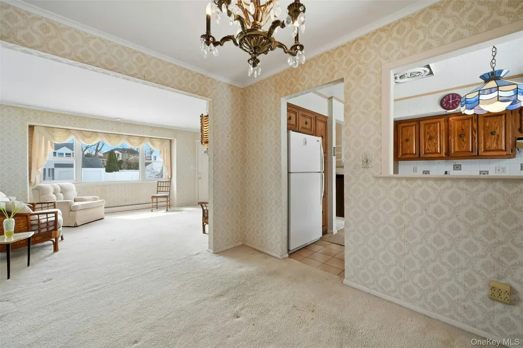 23 Shirley Court Commack NY 11725