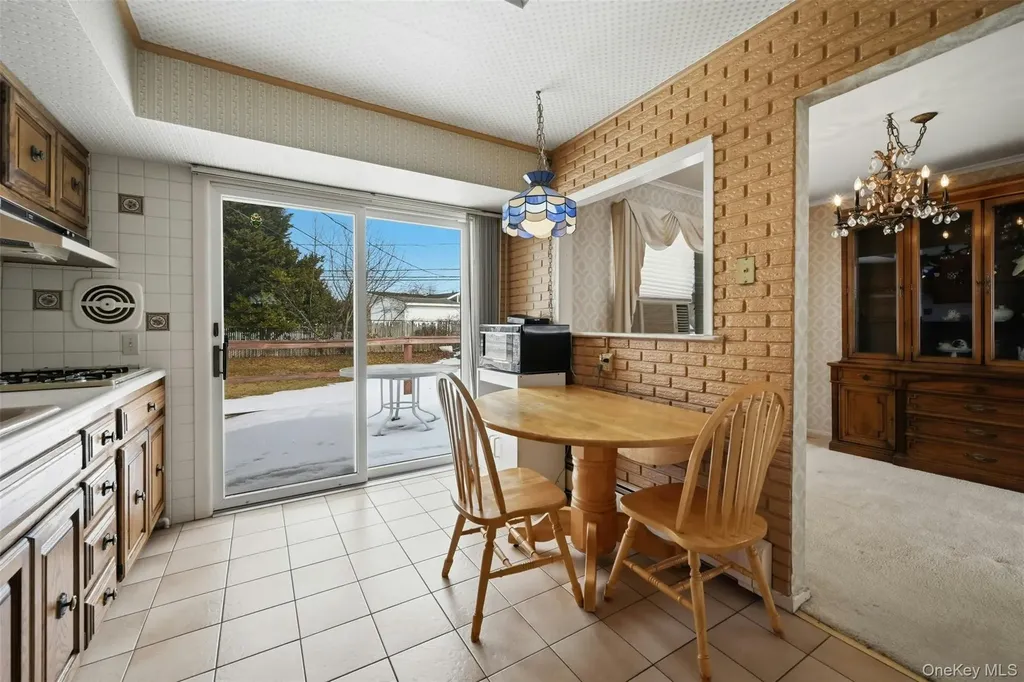 23 Shirley Court Commack NY 11725