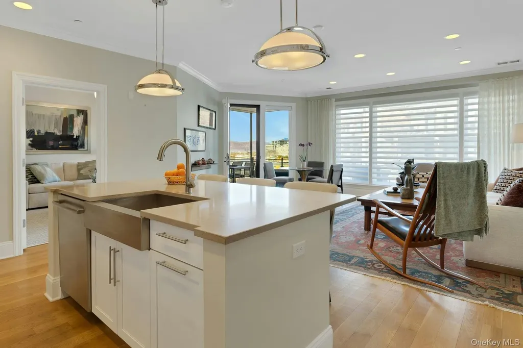 18 Rivers Edge Drive Tarrytown NY 10591