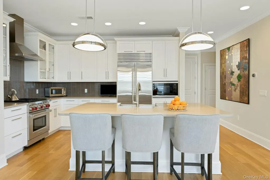 18 Rivers Edge Drive Tarrytown NY 10591