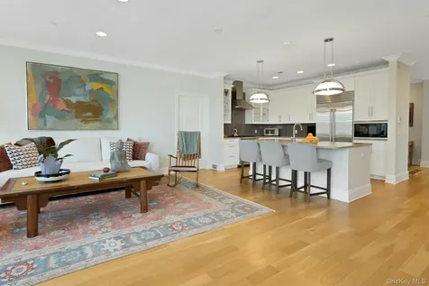 18 Rivers Edge Drive Tarrytown NY 10591