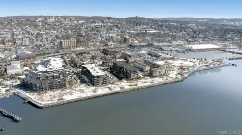 18 Rivers Edge Drive Tarrytown NY 10591