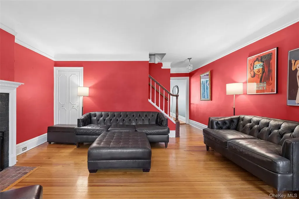 46 Slocum Crescent Forest Hills NY 11375
