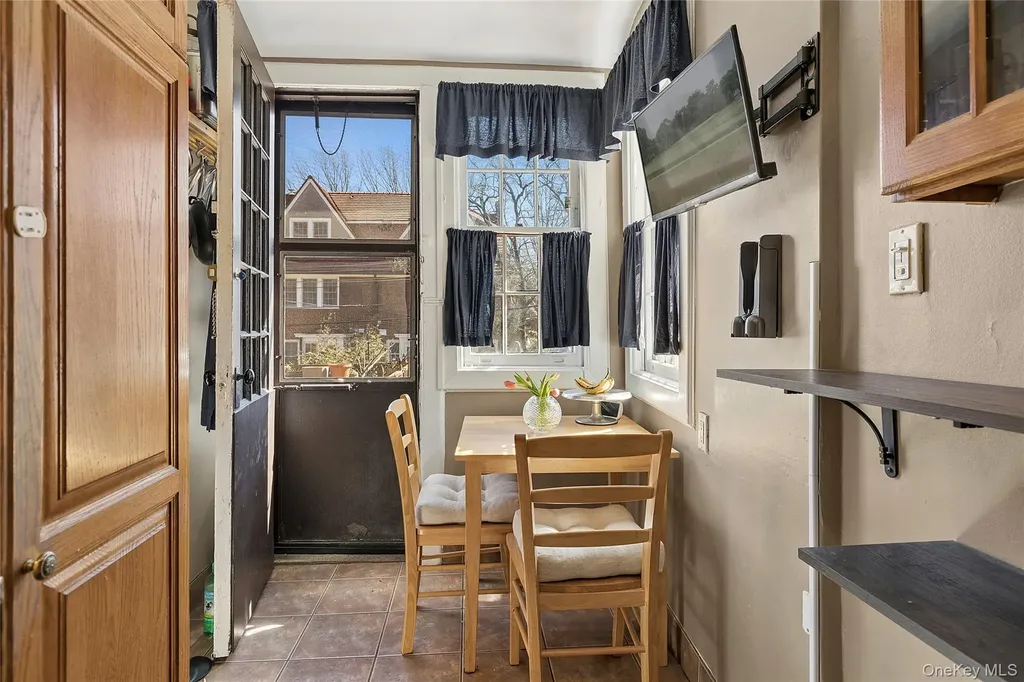 46 Slocum Crescent Forest Hills NY 11375