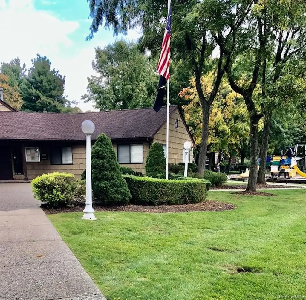 40 Chester Lane Nanuet NY 10954