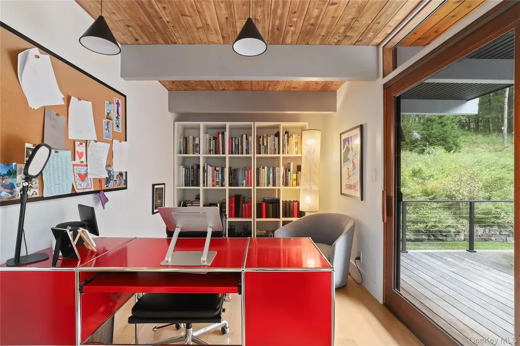 21 Black Spring Road Pound Ridge NY 10576