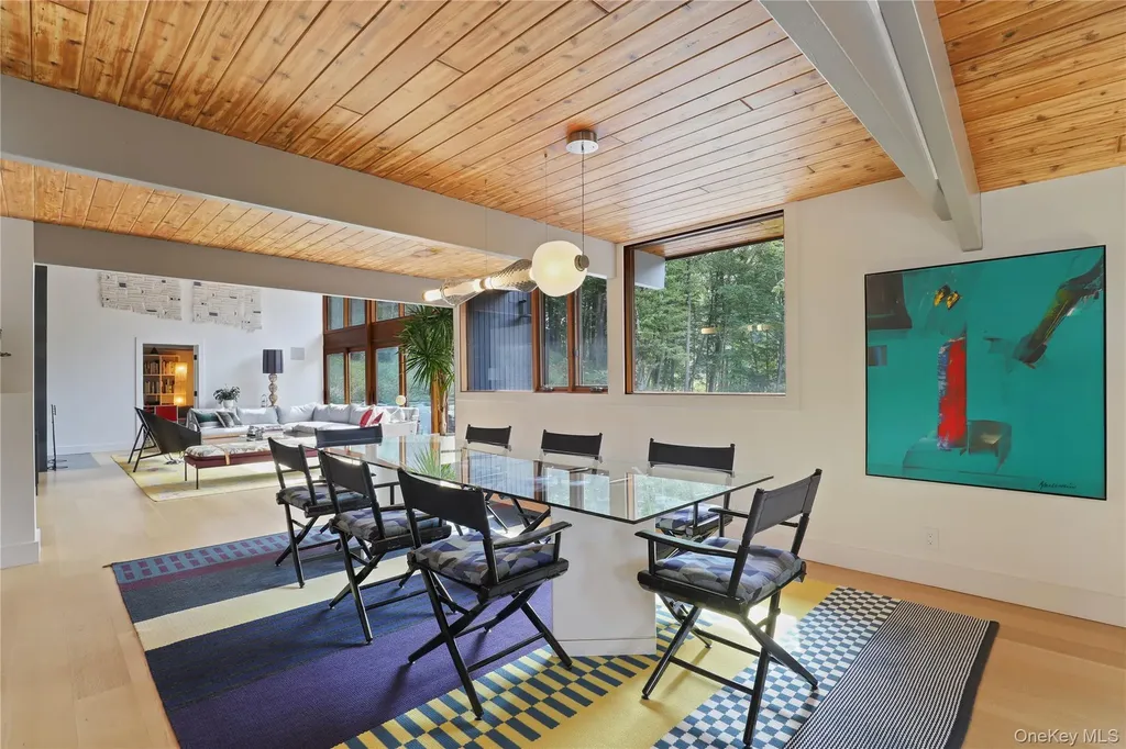 21 Black Spring Road Pound Ridge NY 10576